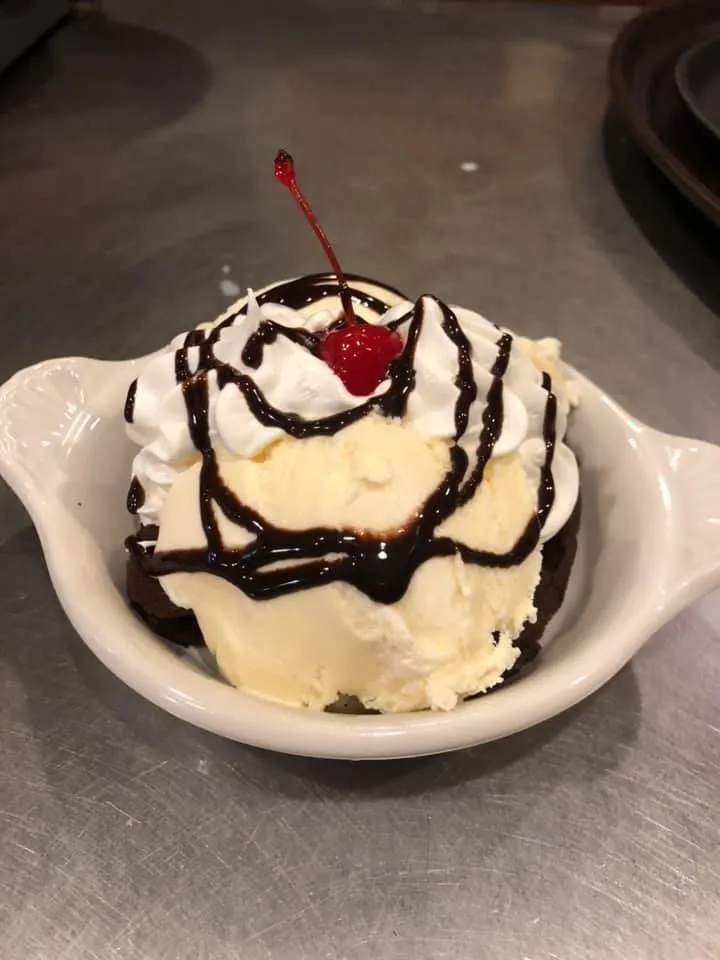 Brownie Sundae